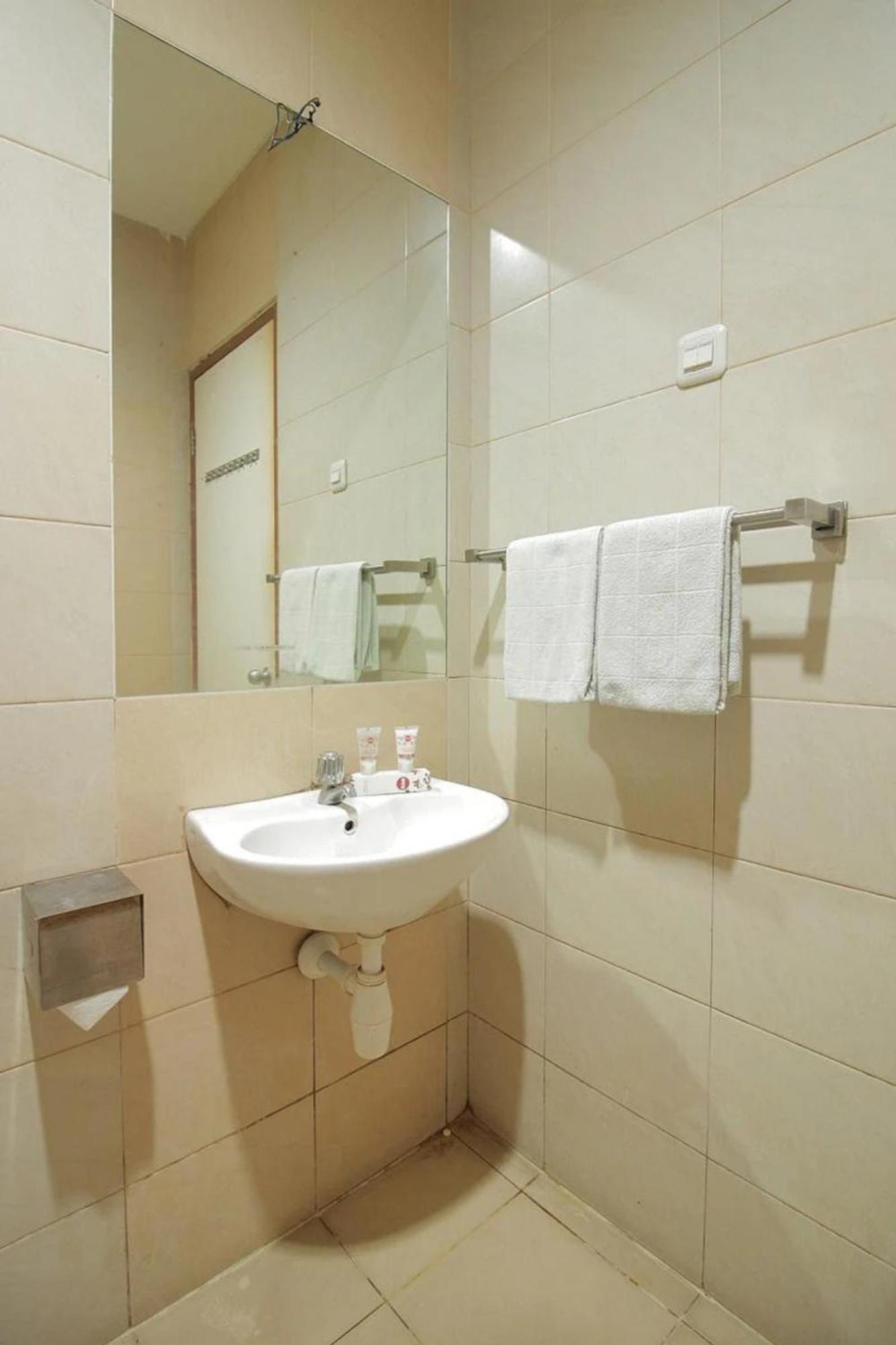 Capital O Galaxy Inn Μπαντούνγκ Εξωτερικό φωτογραφία